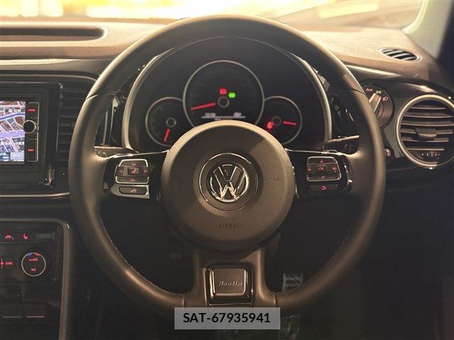 VolksWagen BEETLE 2019-08 8548645-9