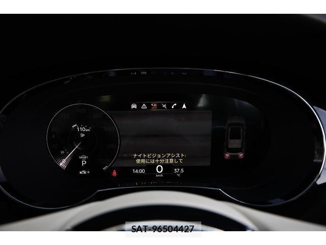Bentley BENTAYGA 2023-08 8551889-17
