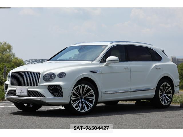 Bentley BENTAYGA 2023-08 8551889-4