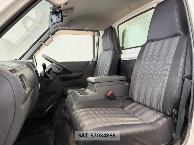 Mazda BONGO TRUCK 2017-08 8549483-12