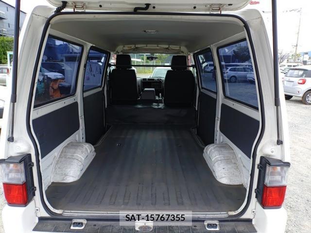 Mazda BONGO VAN 2017-08 8547579-5