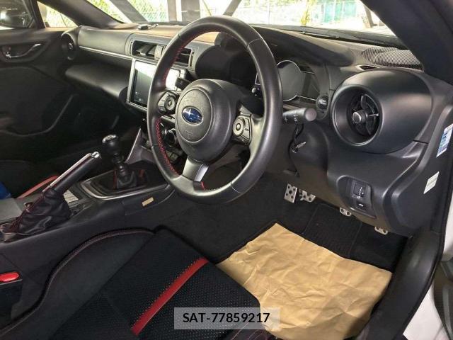 Subaru BRZ 2021-12 8545855-3