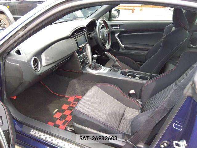 Subaru BRZ 2015-09 8551280-2