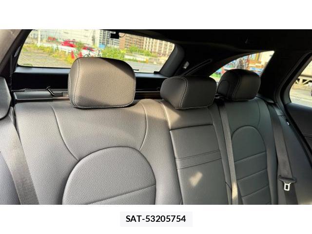 Mercedes Benz C-CLASS 2017-11 8548868-6