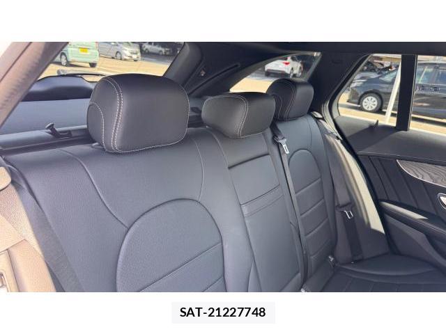 Mercedes Benz C-CLASS 2018 8548950-6