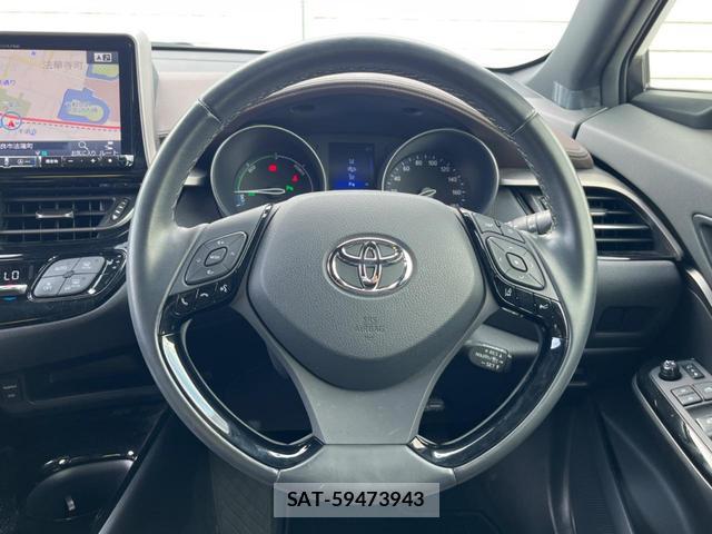 Toyota C-HR 2018-09 8545767-12