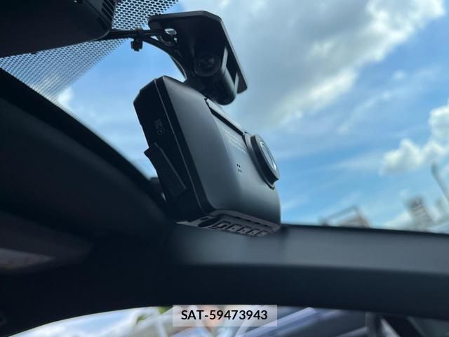 Toyota C-HR 2018-09 8545767-8