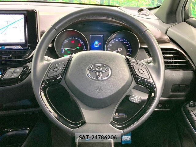 Toyota C-HR 2018-03 8546104-10