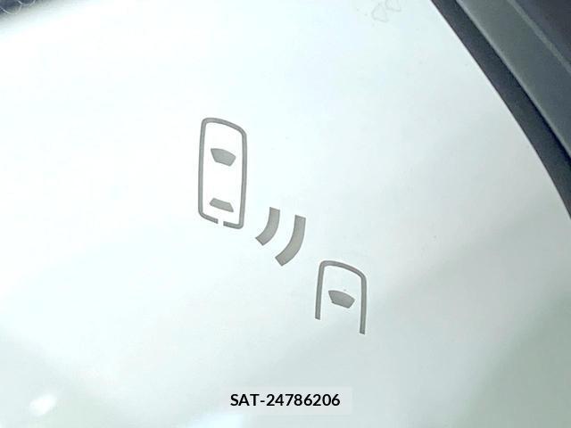 Toyota C-HR 2018-03 8546104-6
