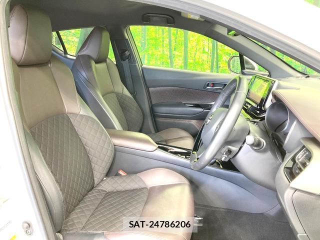 Toyota C-HR 2018-03 8546104-7