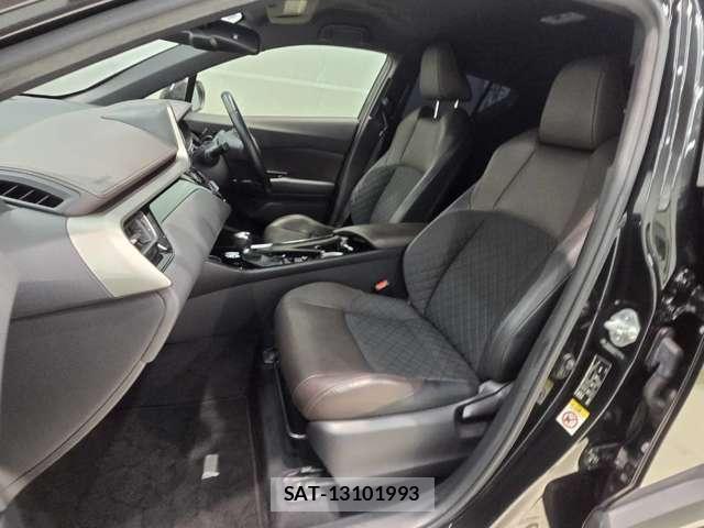 Toyota C-HR 2017-06 8546112-6