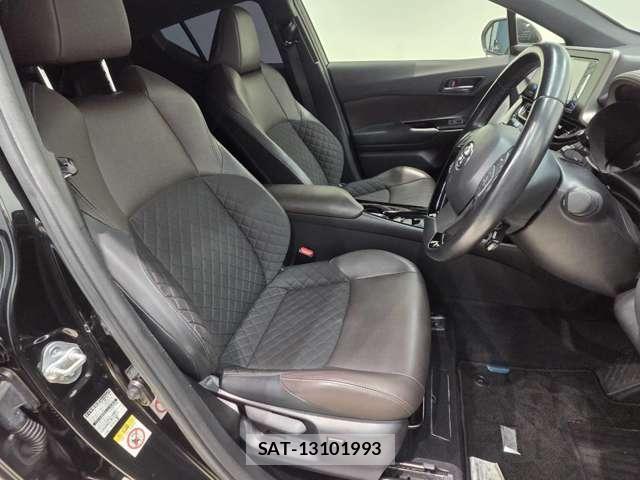 Toyota C-HR 2017-06 8546112-9
