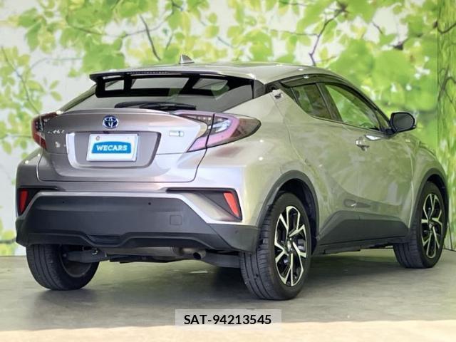 Toyota C-HR 2017-05 8546209-2