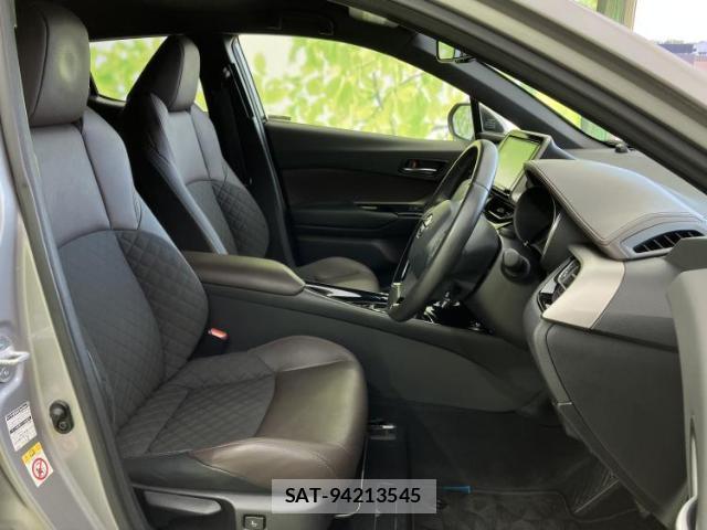Toyota C-HR 2017-05 8546209-3