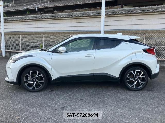 Toyota C-HR 2019-12 8546667-1