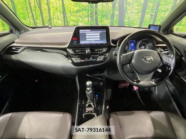 Toyota C-HR 2018-11 8546954-1