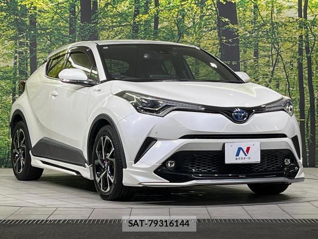 Toyota C-HR 2018-11 8546954-15