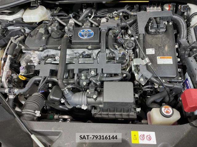 Toyota C-HR 2018-11 8546954-17