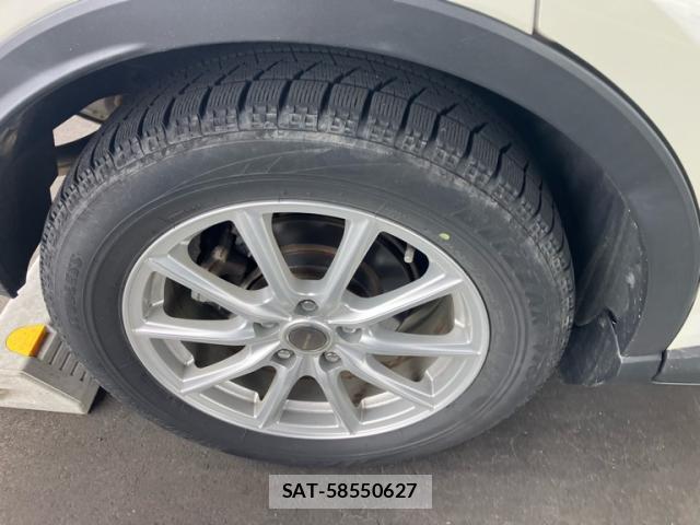 Toyota C-HR 2019-03 8547356-13