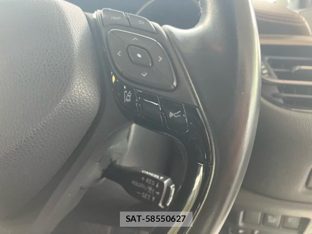 Toyota C-HR 2019-03 8547356-15