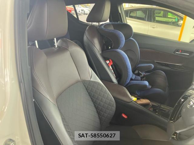 Toyota C-HR 2019-03 8547356-9