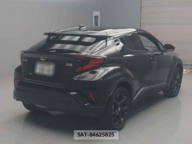 Toyota C-HR 2020-09 8547914-1