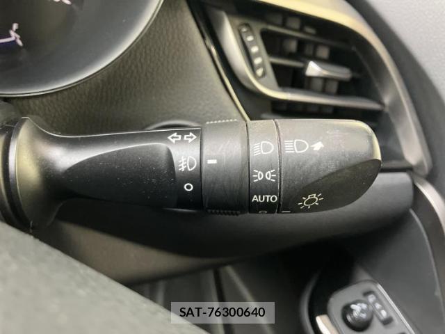 Toyota C-HR 2019-05 8547978-16