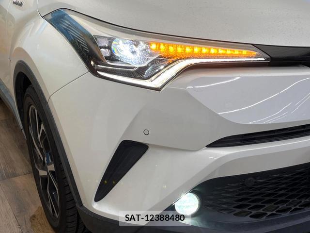 Toyota C-HR 2018-07 8548449-11