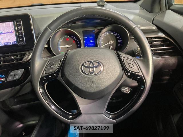 Toyota C-HR 2017-03 8549155-10