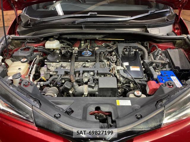 Toyota C-HR 2017-03 8549155-17