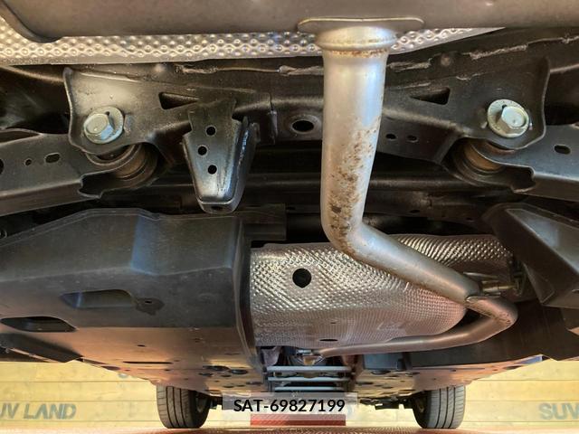 Toyota C-HR 2017-03 8549155-18