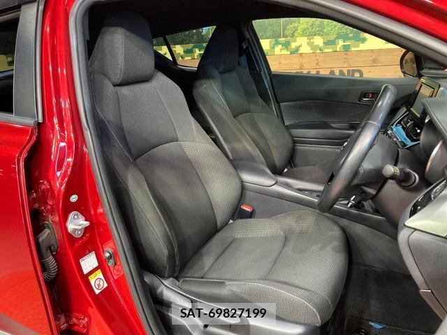 Toyota C-HR 2017-03 8549155-7