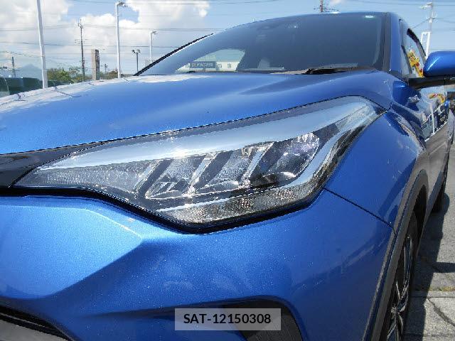 Toyota C-HR 2019-11 8549476-5