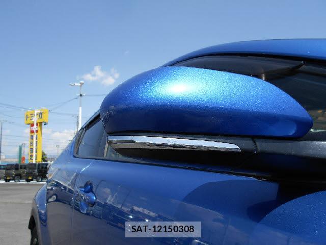 Toyota C-HR 2019-11 8549476-6
