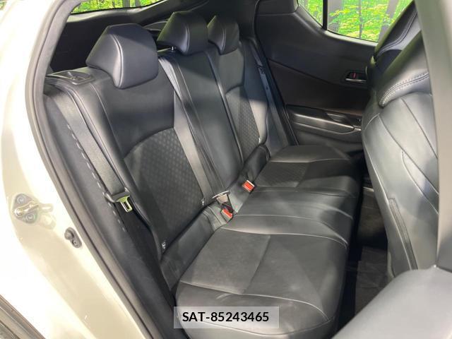 Toyota C-HR 2018-08 8549934-8