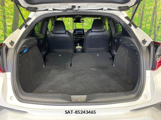 Toyota C-HR 2018-08 8549934-9