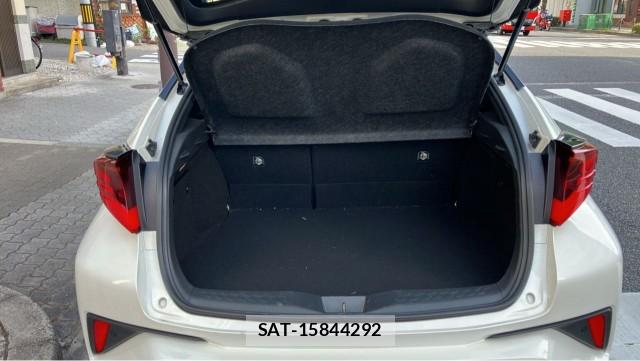 Toyota C-HR 2020-09 8550267-17