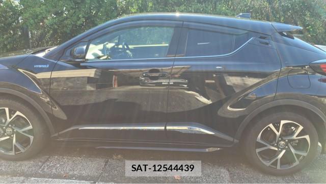 Toyota C-HR 2020-10 8550423-10