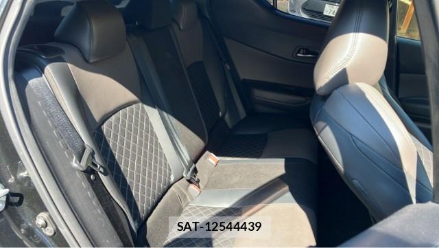 Toyota C-HR 2020-10 8550423-6