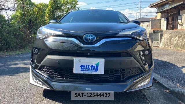 Toyota C-HR 2020-10 8550423-9