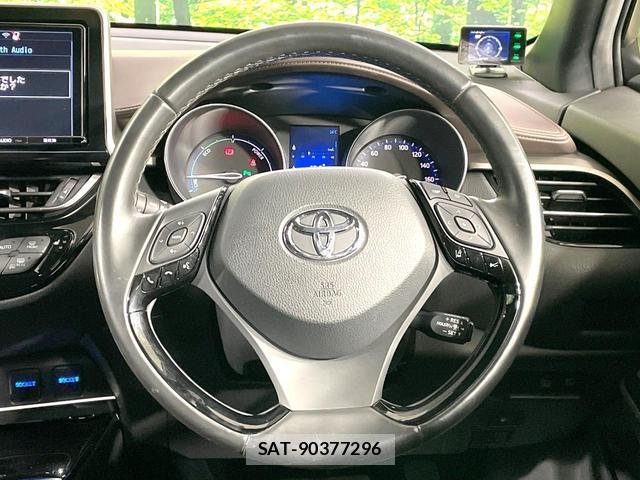 Toyota C-HR 2017-10 8550686-10
