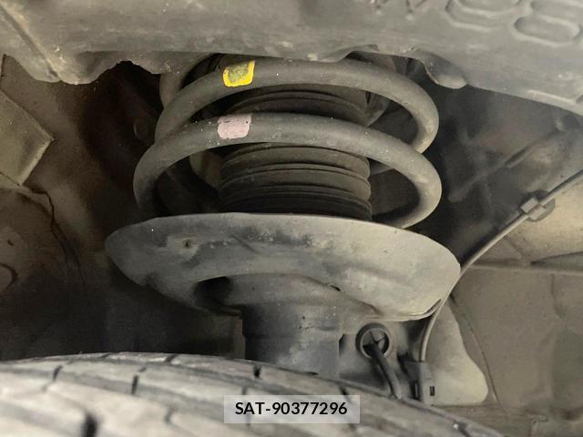 Toyota C-HR 2017-10 8550686-19