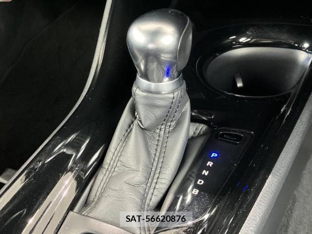 Toyota C-HR 2017-05 8550870-17