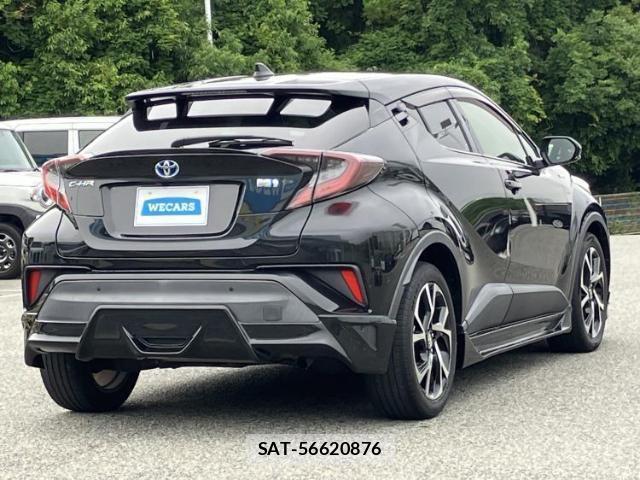 Toyota C-HR 2017-05 8550870-2