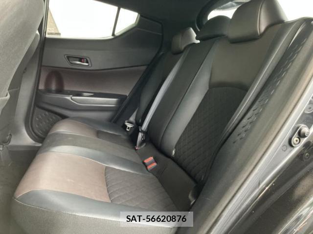 Toyota C-HR 2017-05 8550870-6