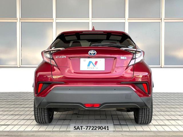 Toyota C-HR 2018-02 8551268-13