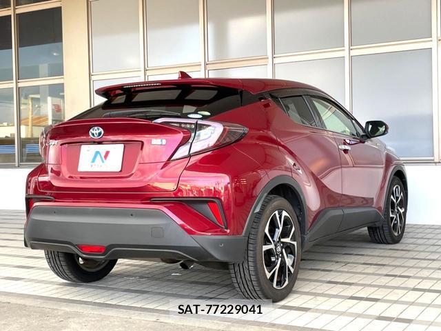 Toyota C-HR 2018-02 8551268-15