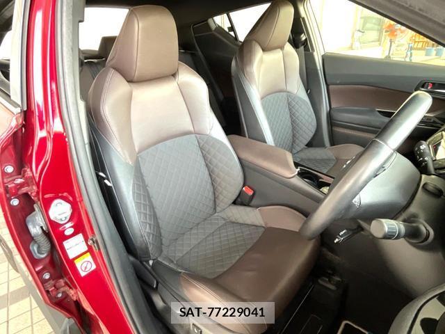 Toyota C-HR 2018-02 8551268-6