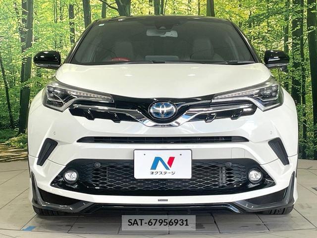 Toyota C-HR 2018-10 8551386-13