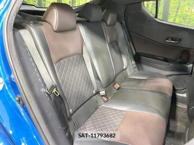 Toyota C-HR 2017-07 8551391-8